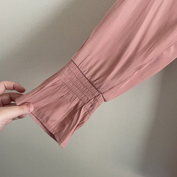 J.Jill Women Size S Pink Rose Round Neck Bell Sleeves Cold Shoulder Blouse - Picture 3 of 9